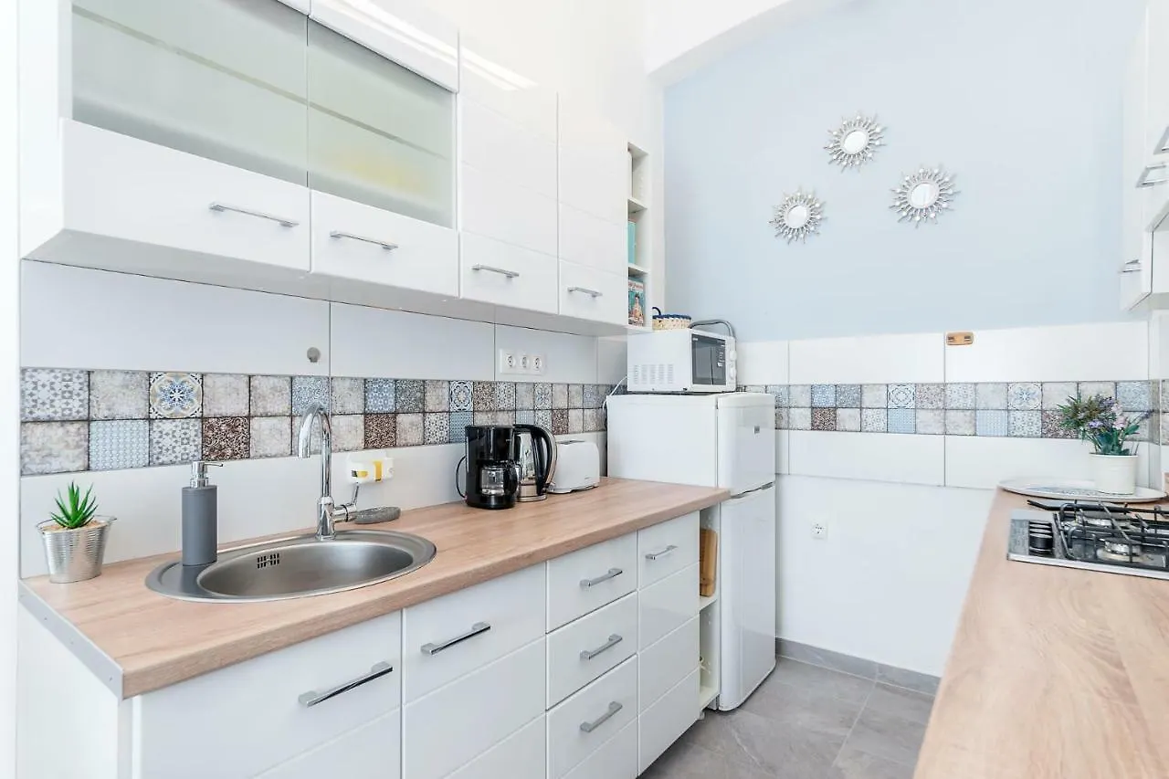 Kiraly Home Budapest City Center Apartment